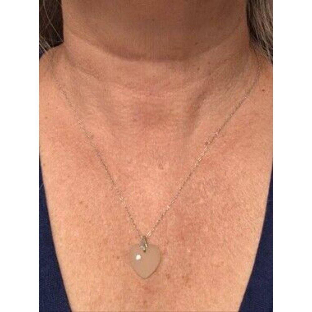 Vintage Silver Tone Frosted Heart Pendant Necklace - Picture 4 of 4